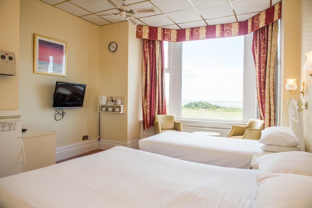 The Chadwick Hotel Lytham St Annes Exterior foto