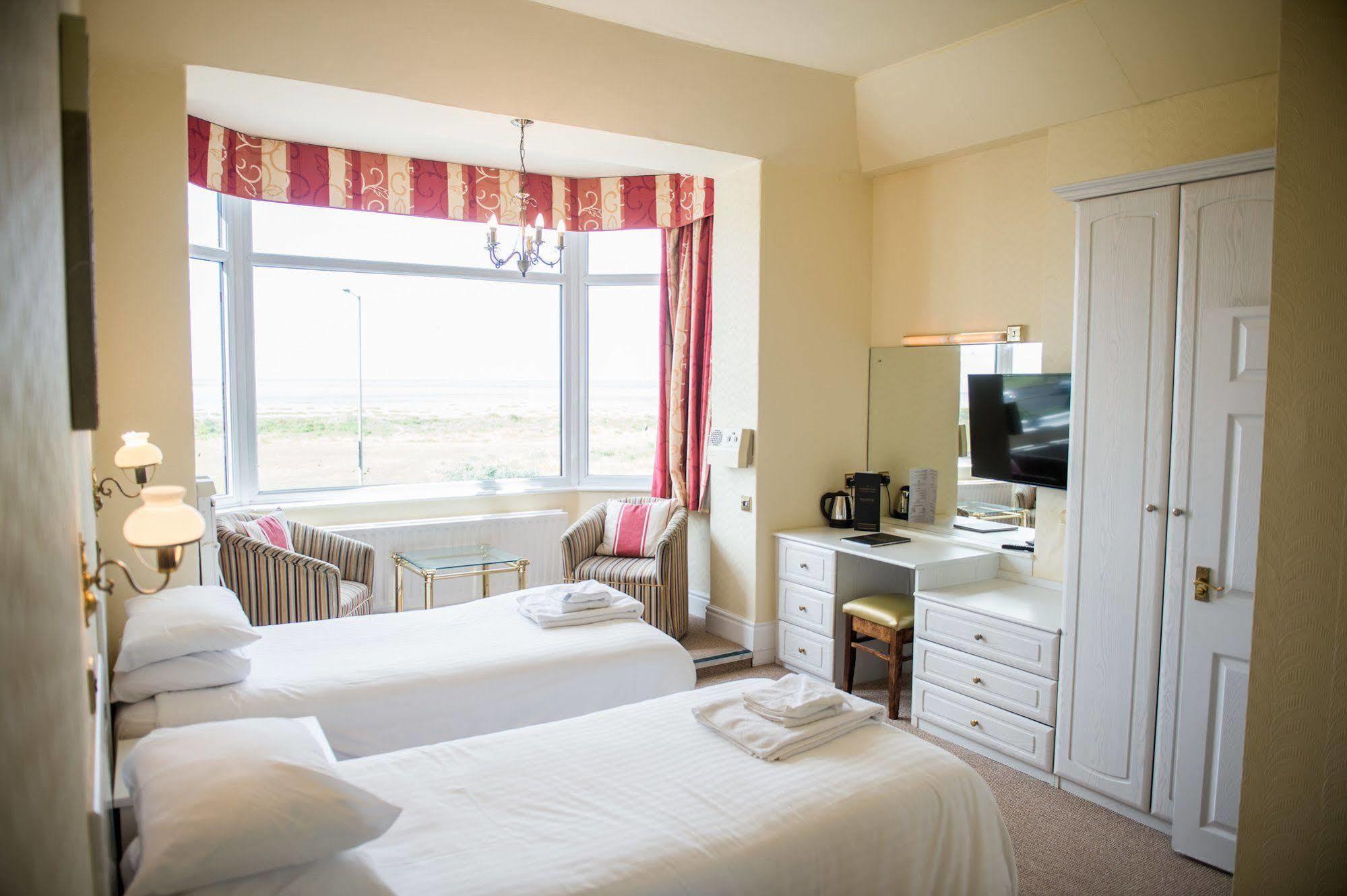 The Chadwick Hotel Lytham St Annes Exterior foto
