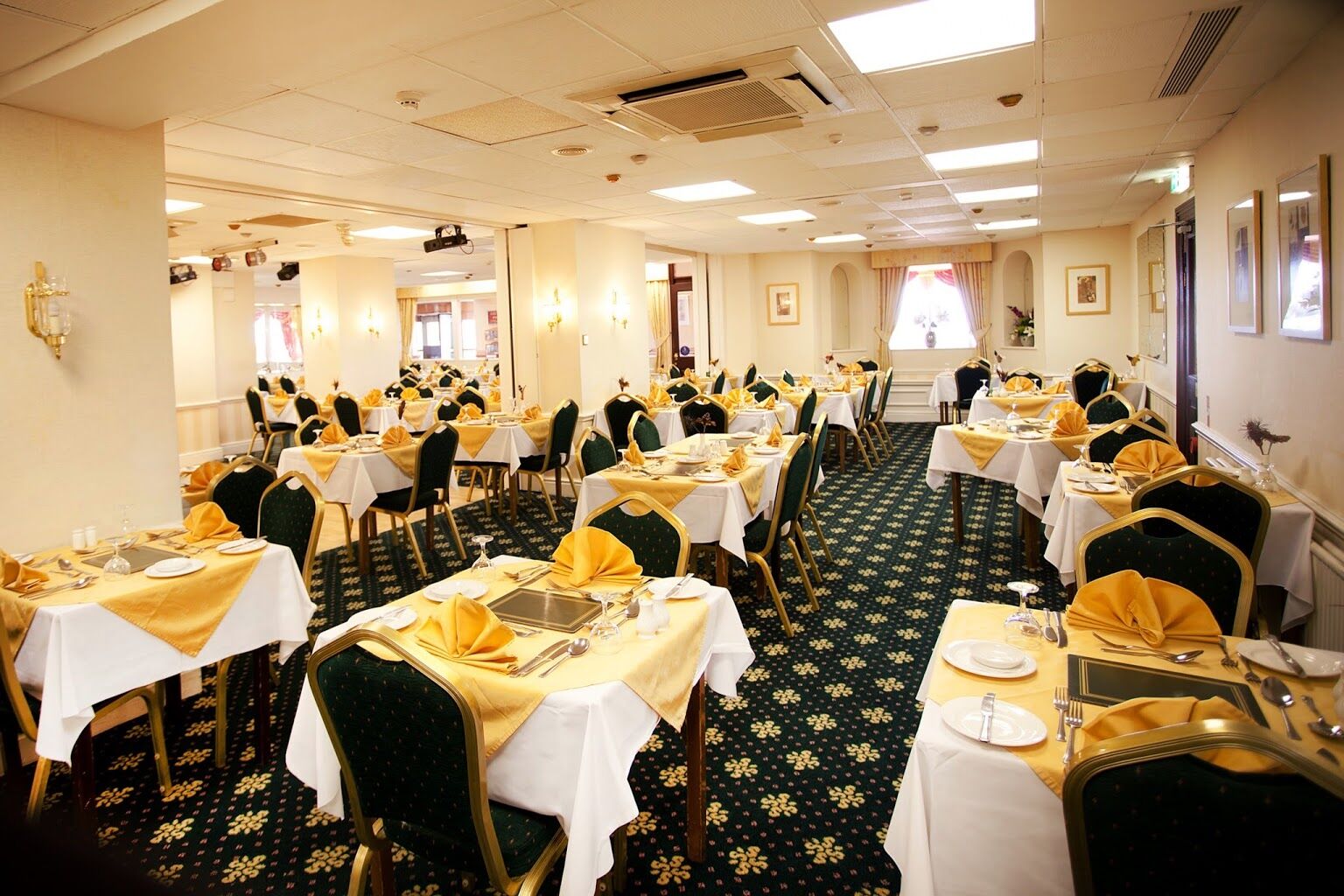 The Chadwick Hotel Lytham St Annes Exterior foto